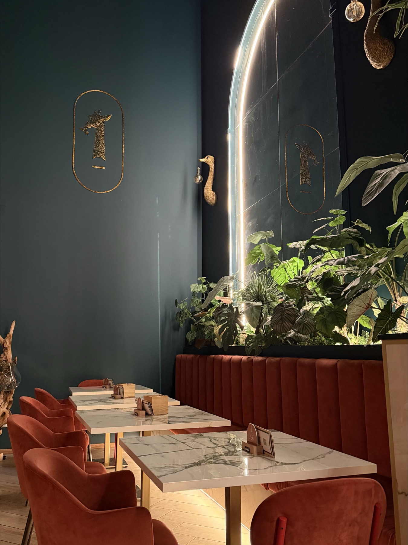 Un dettaglio degli interni di Eden Restaurant